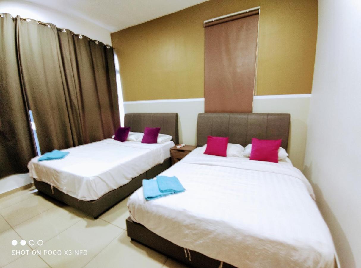 Atlantis Homestay Pool View 1210 Malacca Luaran gambar