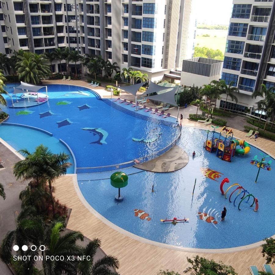 Atlantis Homestay Pool View 1210 Malacca Luaran gambar
