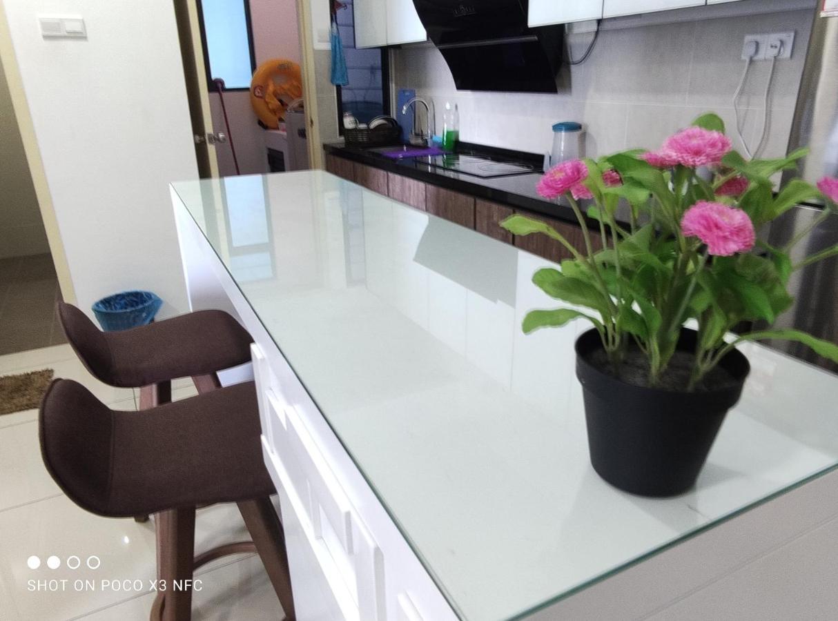 Atlantis Homestay Pool View 1210 Malacca Luaran gambar